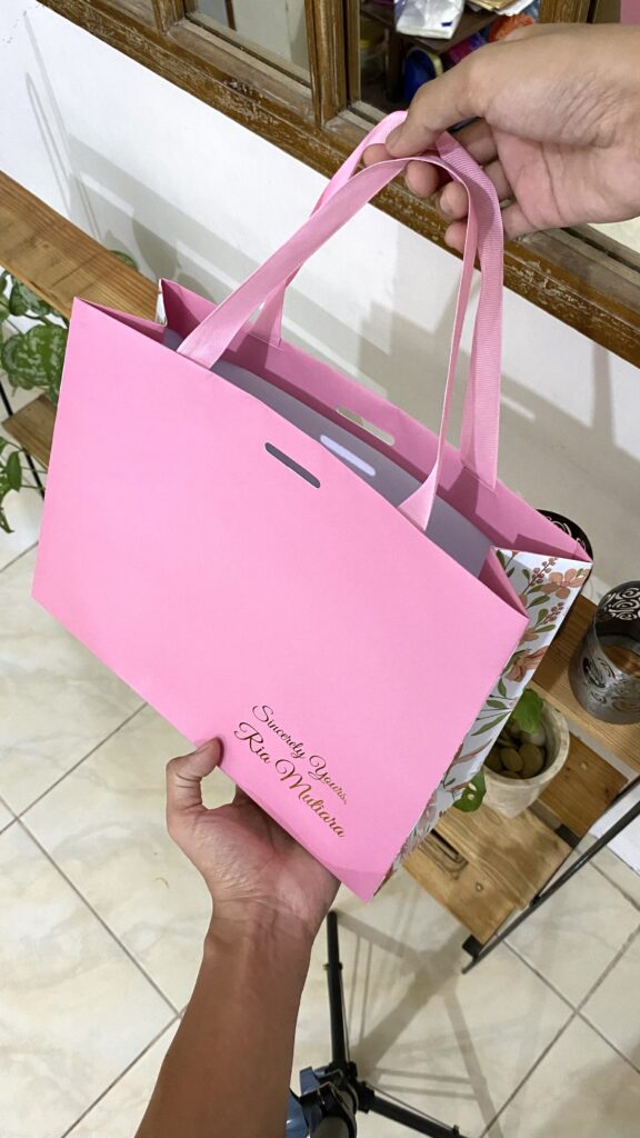 Paperbag Ivory Custom