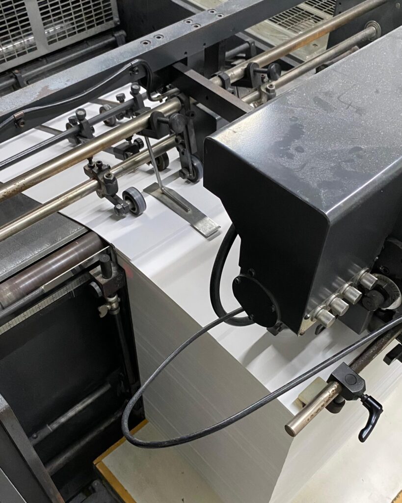 Offset Printing Machine for Hardbox, Softbox, Corrugated Box, and Paperbag. Support Ivory Paper